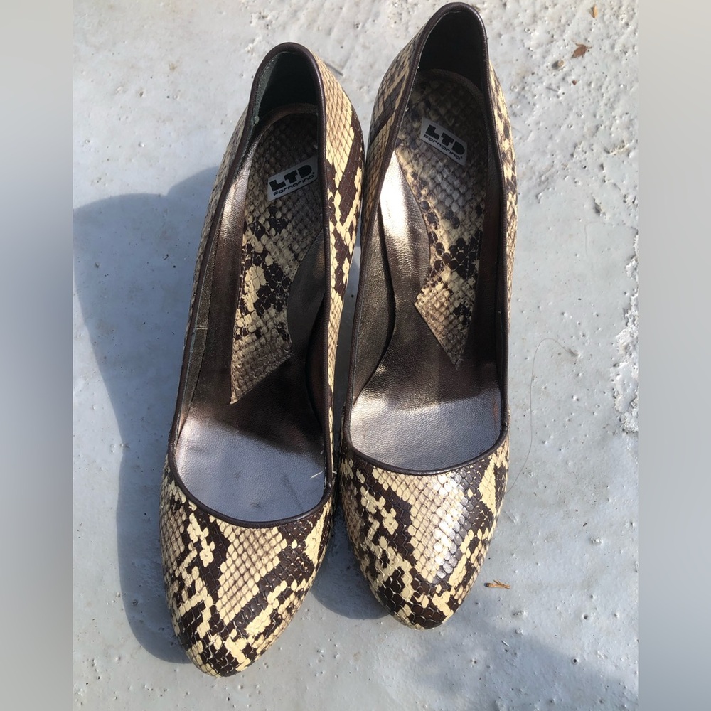 Fornarina snake skin heels worn once